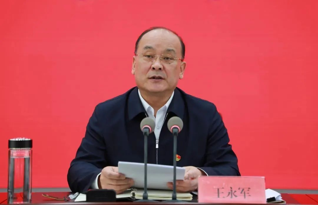苏尼特左旗委召开农村牧区工作会议