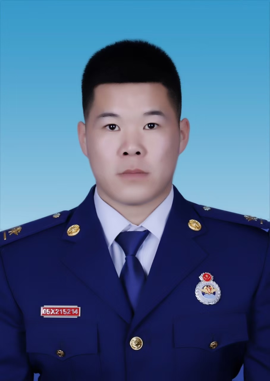 李哲